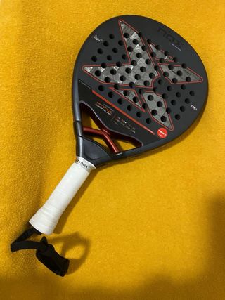 Nox AT10 18k 2025 Pala Pádel