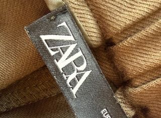 Pantalones Zara verde oliva