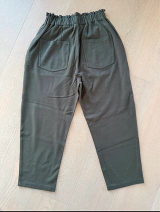 Pantalones Zara verde oliva
