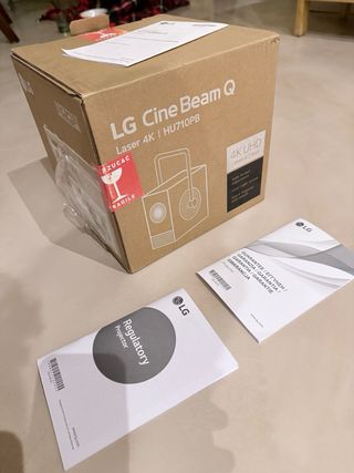 Proyector LG CineBeam Q 4K UHD