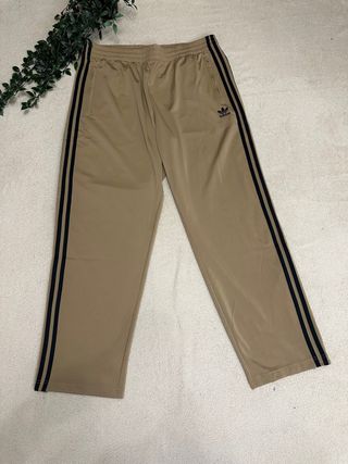 Pantalón Adidas Beige Talla L