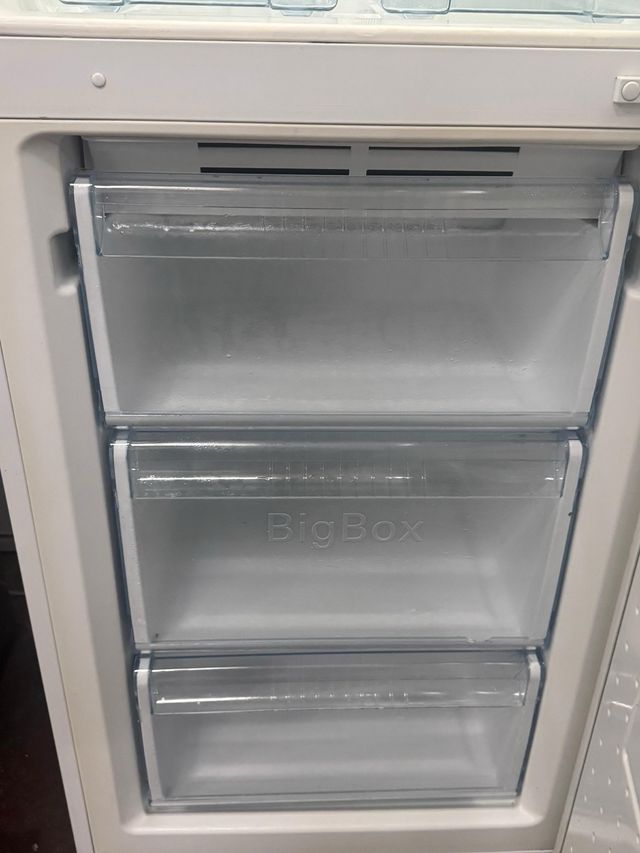 FRIGORÍFICO COMBI NO FROST MARCA BOSCH