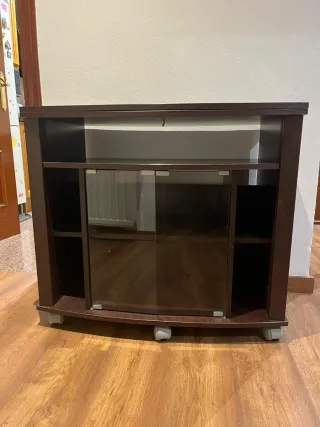 Mueble TV madera y cristal con ruedas
