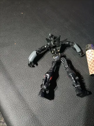 Robot Articulado estilo mazinger z o power ranger