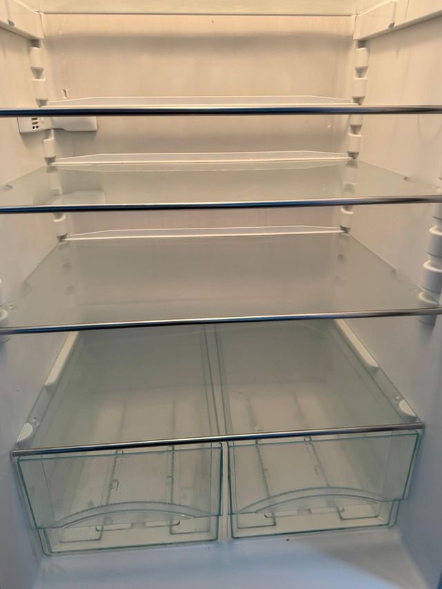 FRIGORÍFICO COMBI NO FROST MARCA LIEBHERR EN INOX