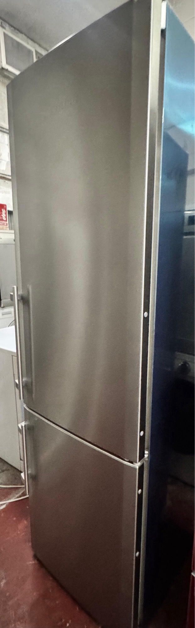 FRIGORÍFICO COMBI NO FROST MARCA LIEBHERR EN INOX