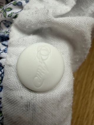 Saco invierno silla paseo florecitas azules Arrue