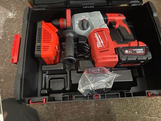Milwaukee M18 BLHX Martillo Combinado