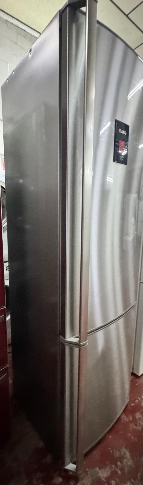 FRIGORÍFICO COMBI NO FROST MARCA AEG EN INOX