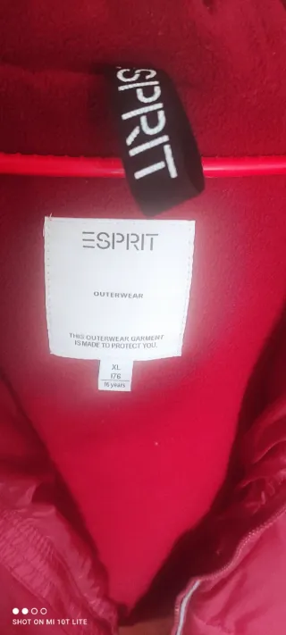 Esprit Chaqueta de invierno niña 176cm roja