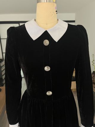 Vestido Negro Terciopelo Estilo Wednesday