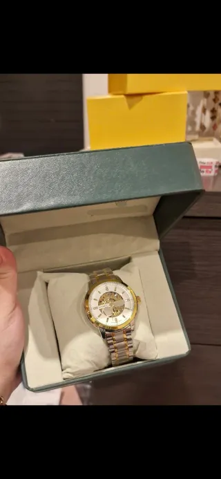 Reloj Automático Dorado y Plateado