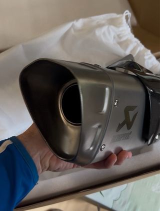 Escape moto - Impecable