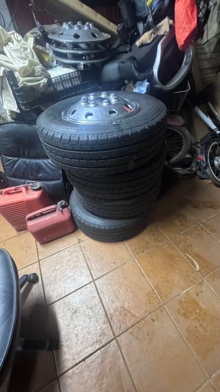 neumaticos Brigestone Duravis  225/70 R 15 C