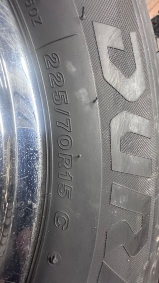 neumaticos Brigestone Duravis  225/70 R 15 C