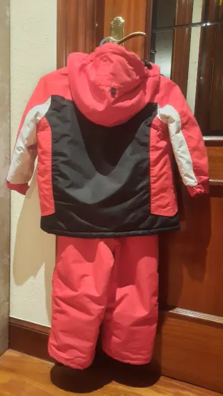 Conjunto esquí niño/a rojo y blanco