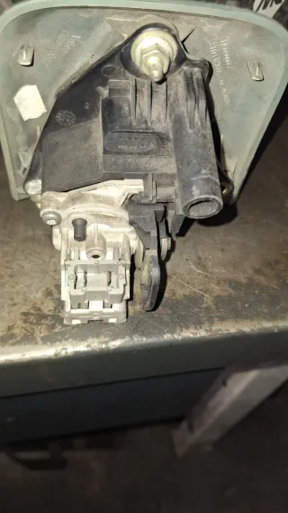 Botón Cerradura Renault Clio 3 y 4
