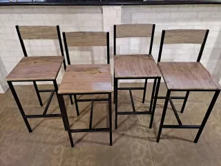 4 Banquetas Diseño Madera y Metal