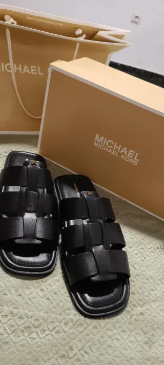 Sandalias Michael Kors Negras Mujer