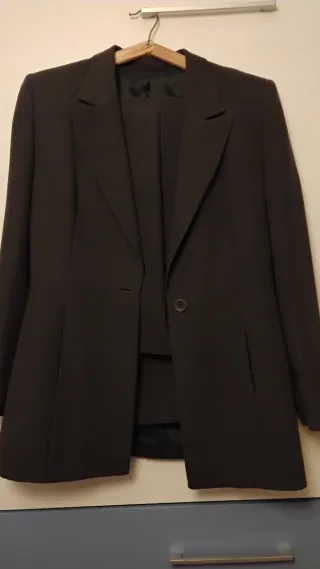 Traje chaqueta y pantalón gris perla