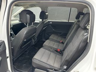 Volkswagen Touran 2016