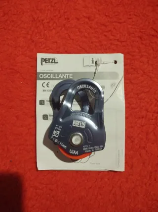 Polea Petzl Oscillante para rescate