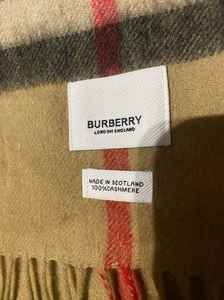 Sciarpa Burberry 100% Cashmere Beige e Rossa