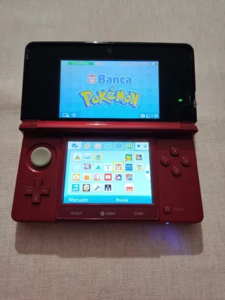 Nintendo 3DS con Banca Pokémon e Pokétrasferitore