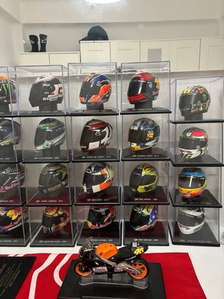 25 Cascos Miniatura Colección Motos