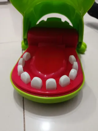 Cocodrilo de juguete