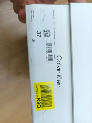 Zapatillas Calvin Klein Blancas y Negras Nuevas