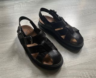 Sandalias Dr. Martens Fisherman Analine