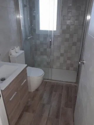 Fontanero tel : 632960882