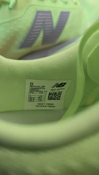 Zapatillas New Balance Rebel v5 Verde/Plata 40.5