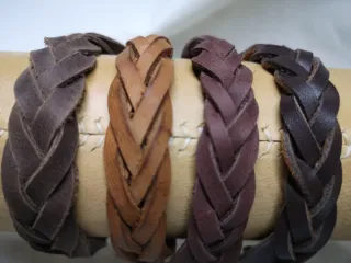 Pulsera de Piel Trenzado Artesanal