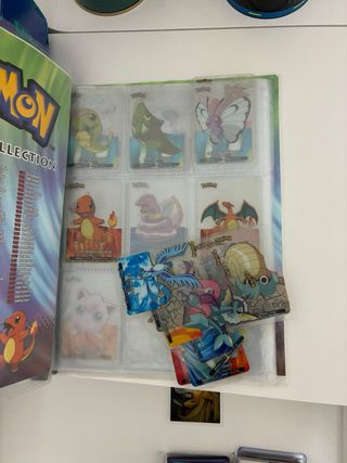 Lote Pokemon Caja Entrenador Elite y Álbum