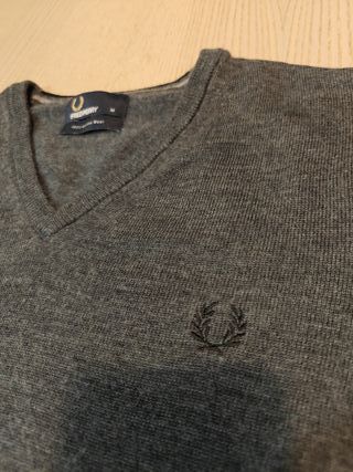 Jersey cuello pico Fred Perry - Talla M