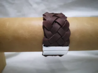 Pulsera de Piel Trenzado Artesanal Cierre Iman