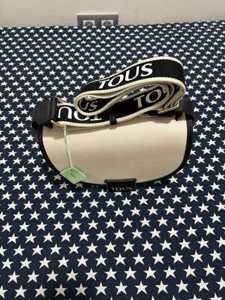 Bolso Tous de cuero beige y negro