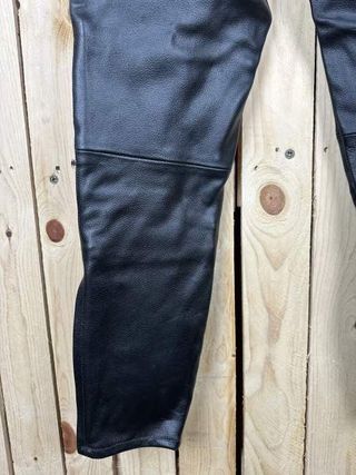 PANTALON T-XS DE CUERO PARA MOTO GARIBALDI 1