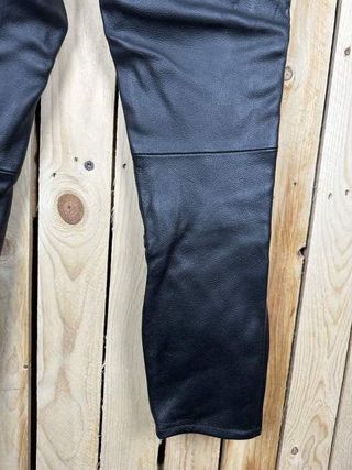 PANTALON T-XS DE CUERO PARA MOTO GARIBALDI 1