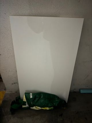 Mesa plegable pared blanca de Ikea nueva de 74x60