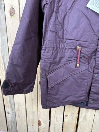 Chaqueta T-M Impermeable Kiwi Grasa Burdeos