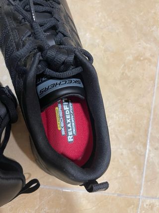 Zapatillas Skechers Negras