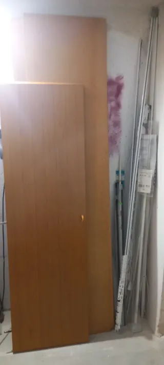 Armario ropero de madera