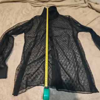 Camisa de Malla Negra con Lunares