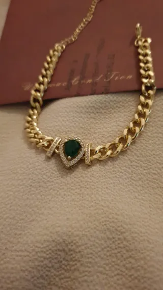 Pulsera chapada en oro con esmeralda