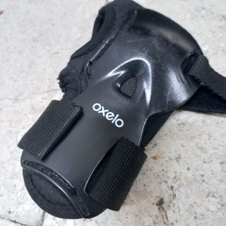 Patines en línea infantiles Oxelo + protecciones.