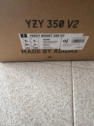 Adidas Yeezy 350 V2 Carbon Beluga