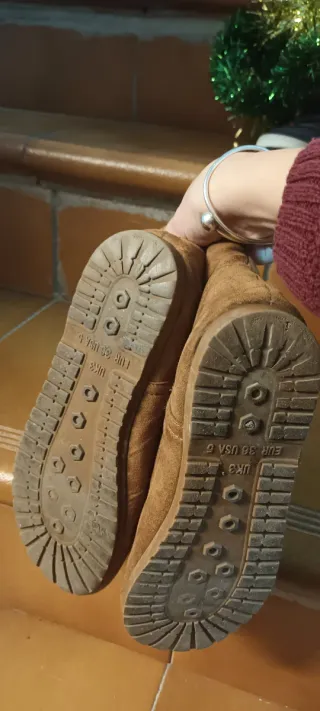 Botas marrones mujer con borlas